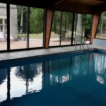 Manoir De La Touche Bed & Breakfast อาแซ-เลอ-ริโด ภายนอก รูปภาพ
