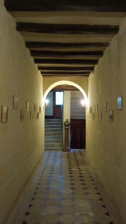 Manoir De La Touche Bed & Breakfast อาแซ-เลอ-ริโด ภายนอก รูปภาพ
