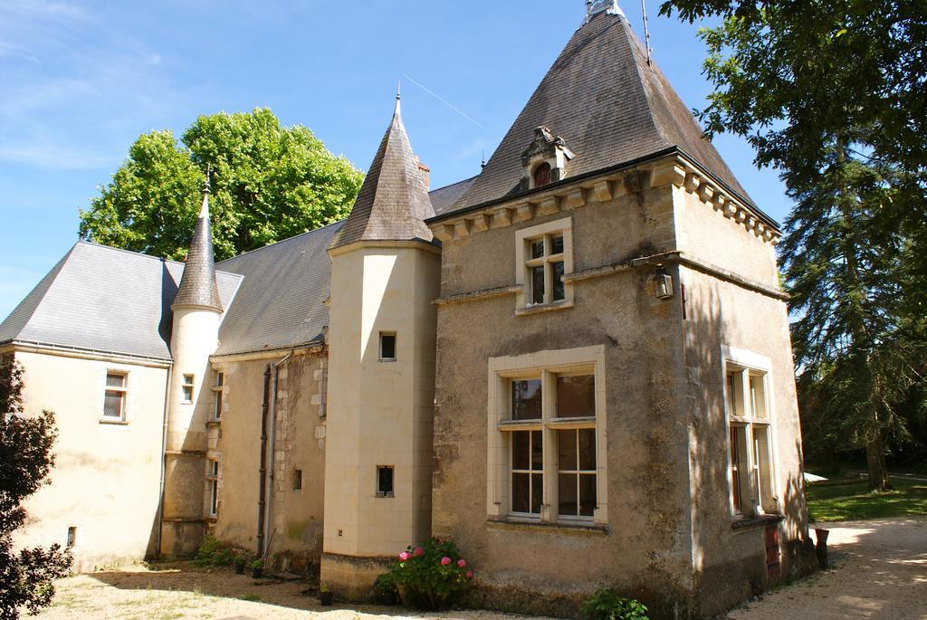 Manoir De La Touche Bed & Breakfast อาแซ-เลอ-ริโด ภายนอก รูปภาพ
