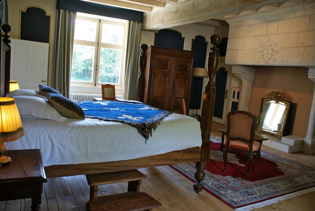 Manoir De La Touche Bed & Breakfast อาแซ-เลอ-ริโด ห้อง รูปภาพ