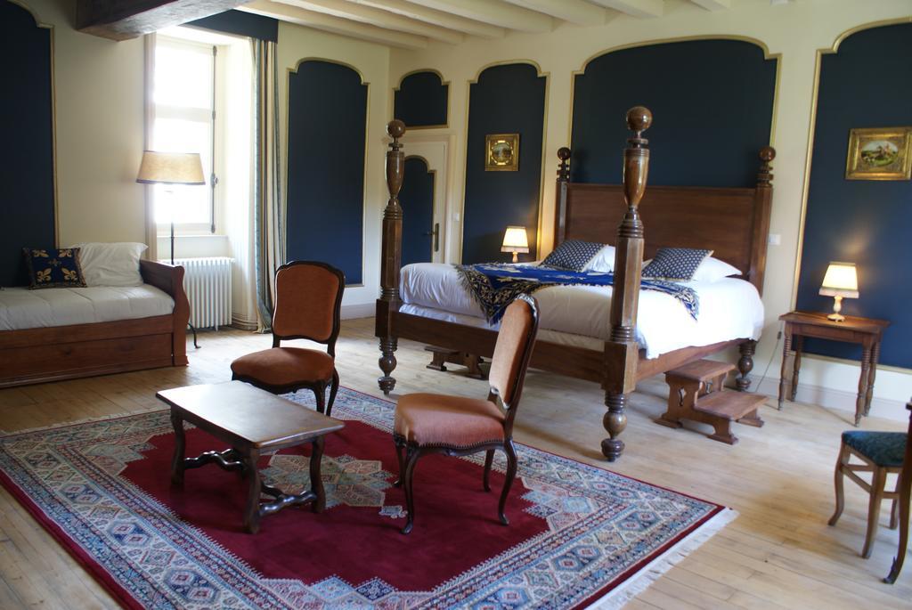 Manoir De La Touche Bed & Breakfast อาแซ-เลอ-ริโด ห้อง รูปภาพ