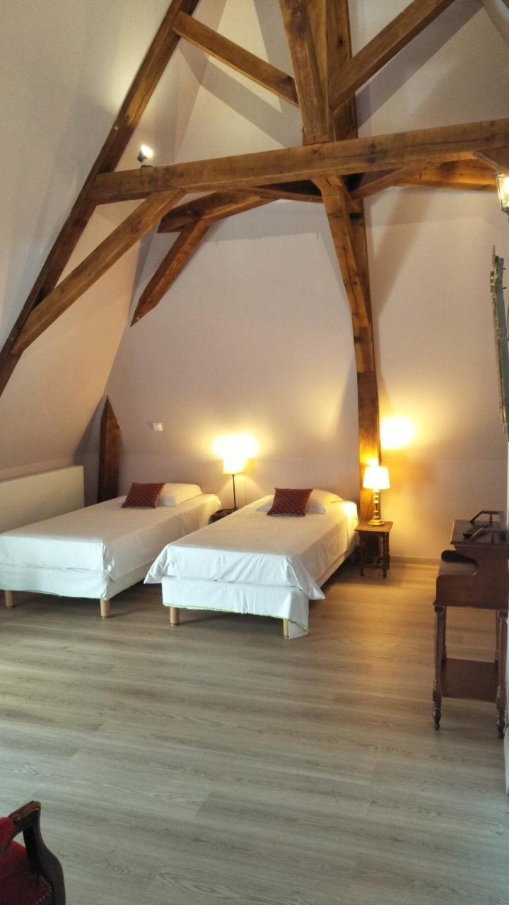 Manoir De La Touche Bed & Breakfast อาแซ-เลอ-ริโด ภายนอก รูปภาพ